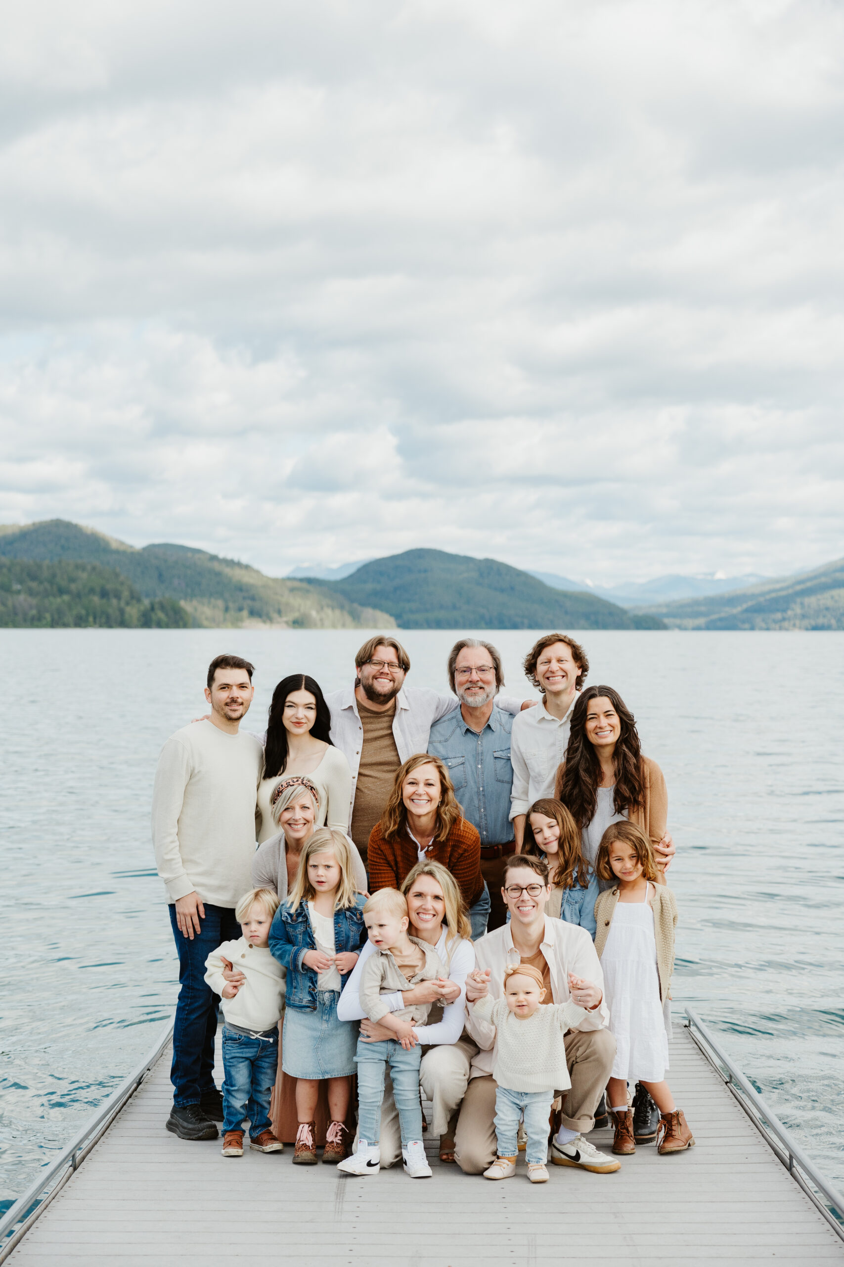 Minor_Extended_Family_Portraits_Whitefish_Spring-14