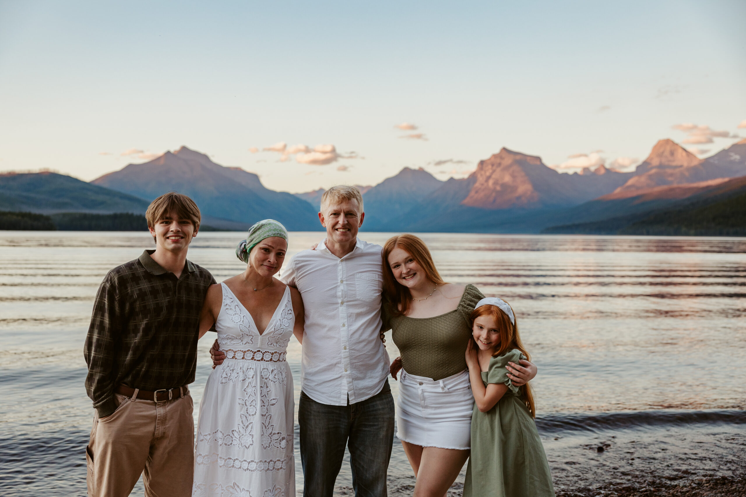 OBrien_Family_Portraits_West_Glacier_Apgar_Village_Lake-McDonald-26