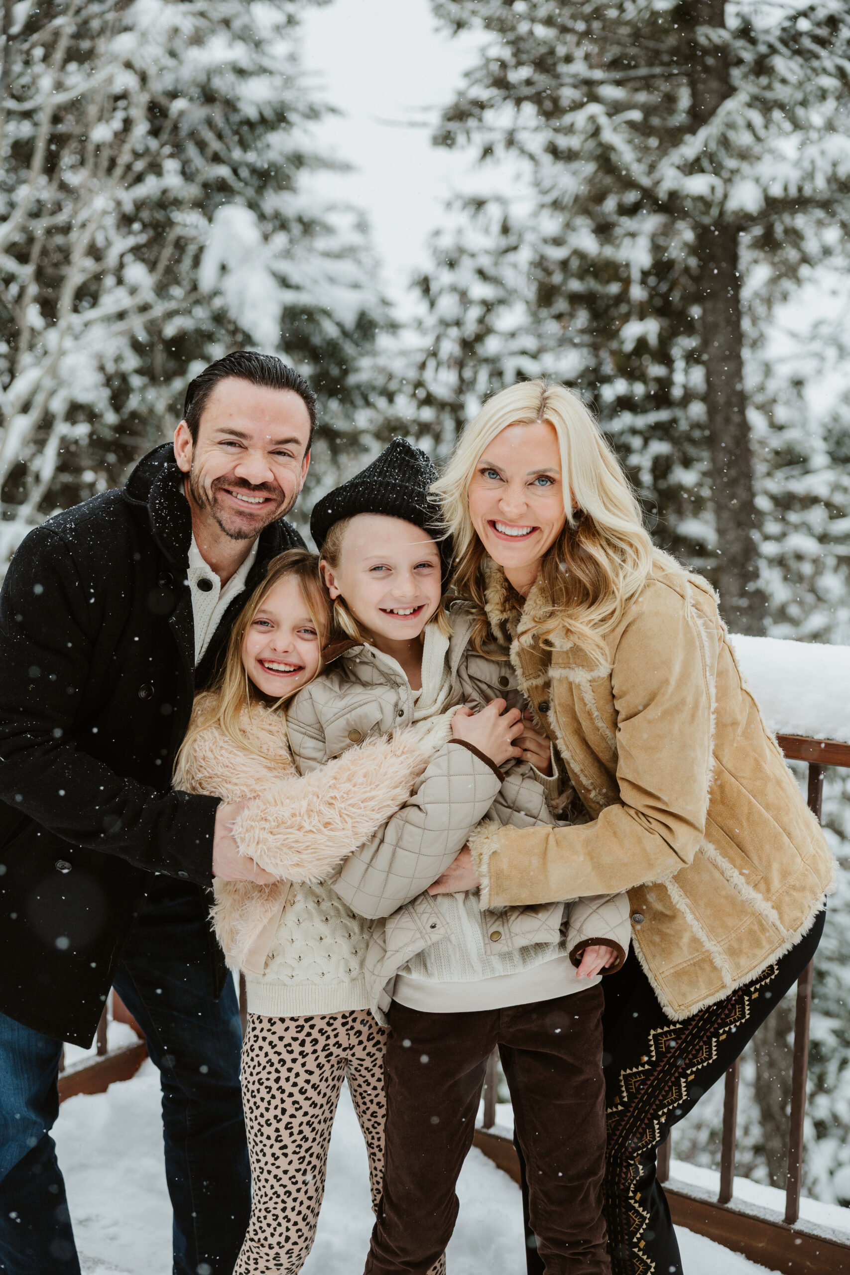 cobb_whitefish_snow_day_family_photographer-5